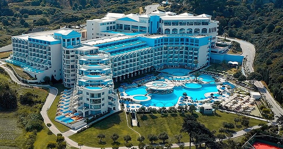 Hotel Atrium Platinum: fotografie vybavení exteriérů a interiérů ubytování.