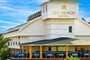 Hotel Oji Beach: fotografie vybavení exteriérů a interiérů ubytování.