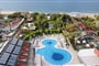 Hotel Insula Resort & Spa: fotografie vybavení exteriérů a interiérů ubytování.