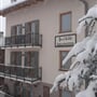 Aparthotel Dolomites ***S - Commezzadura