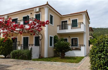 Marathokampos - Aparthotel So Nice