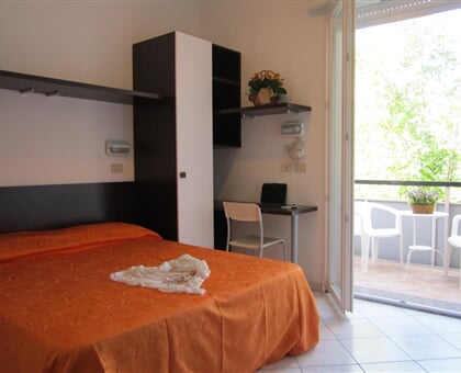 Des Bains, Cattolica (1)