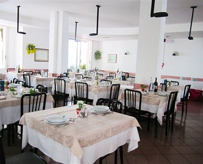 Des Bains, Cattolica (3)