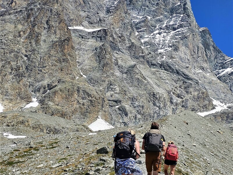 Pohodový týden v Alpách - Itálie, Švýcarsko - Cervinia – majestátní italský Matterhorn s kartou