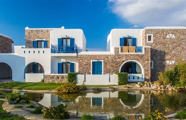 Plaka Beach - Hotel Plaza Beach