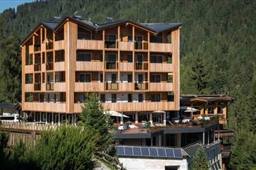 Hotel Lorenzetti **** - Madonna di Campiglio
