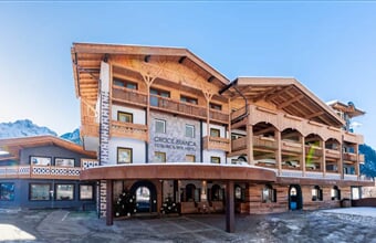 Hotel Croce Bianca Leisure & Spa **** - Canazei