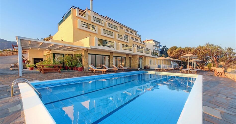 Aparthotel Cavos Bay: fotografie vybavení exteriérů a interiérů ubytování.