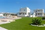 Aparthotel Sun & Moon Villas & Suites: fotografie vybavení exteriérů a interiérů ubytování.