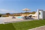 Aparthotel Sun & Moon Villas & Suites: fotografie vybavení exteriérů a interiérů ubytování.