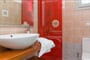 Aparthotel Sun & Moon Villas & Suites: fotografie vybavení exteriérů a interiérů ubytování.