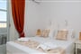 Aparthotel Sun & Moon Villas & Suites: fotografie vybavení exteriérů a interiérů ubytování.