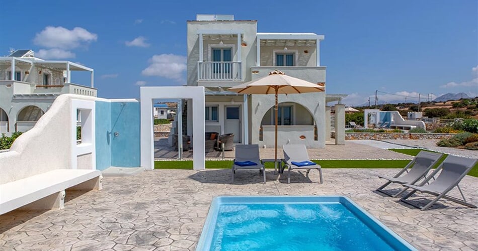 Aparthotel Sun & Moon Villas & Suites: fotografie vybavení exteriérů a interiérů ubytování.