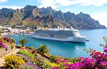 Costa Smeralda - Kanárské ostrovy a Madeira s delegátem - letecky (PRG, VIE)