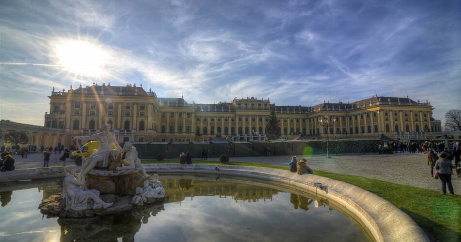 Foto - Adventní Vídeň + SCHÖNBRUNN + HUNDERTWASSERHAUS