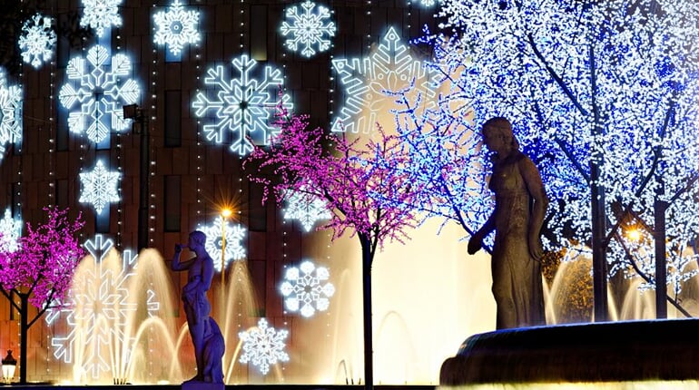 Foto - Adventní Barcelona + VÁNOČNÍ HRA SVĚTEL SANT PAU
