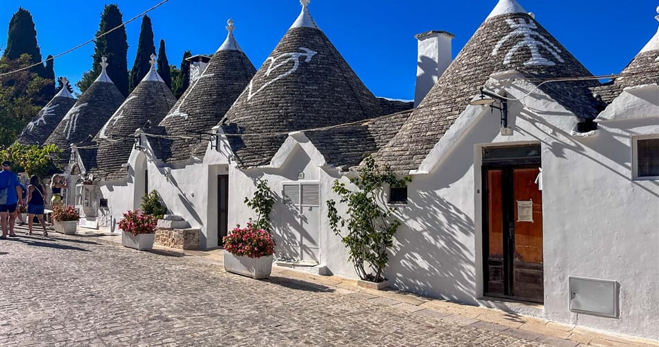 rada trulli domecky rione monti alberobello