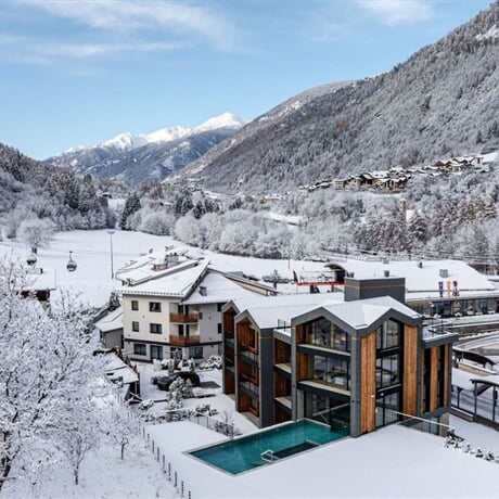 Hotel Monroc**** - Commezzadura