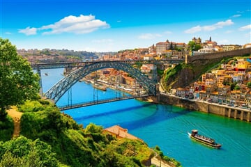 Porto – Město Mostů A Vína