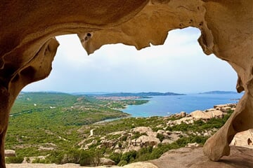 Orosei - Smaragdová SARDINIE – divoký ostrov tajemných nuragů