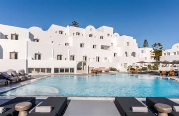 Firostefani - Hotel Santorini Palace