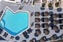Hotel Santorini Palace: fotografie vybavení exteriérů a interiérů ubytování.