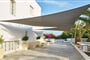 Hotel Santorini Palace: fotografie vybavení exteriérů a interiérů ubytování.