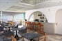 Hotel Santorini Palace: fotografie vybavení exteriérů a interiérů ubytování.