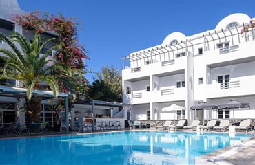 Kamari - Hotel Afroditi Venus Beach Resort