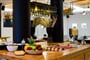 Hotel Afroditi Venus Beach Resort: fotografie vybavení exteriérů a interiérů ubytování.