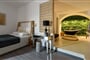 Hotel Afroditi Venus Beach Resort: fotografie vybavení exteriérů a interiérů ubytování.
