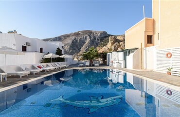 Kamari - Hotel Iris Boutique