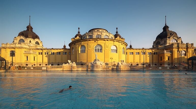 Foto - To nejlepší z Budapešti + TERMÁLNÍ LÁZNĚ