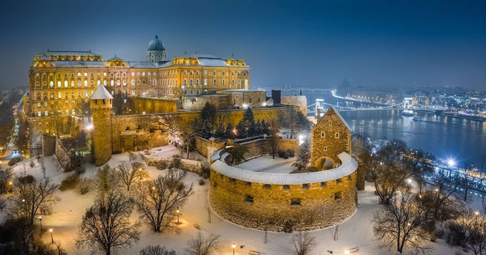 Foto - Adventní Budapešť + BAROKNÍ GYŐR