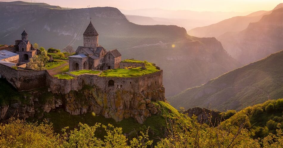 Foto - Okruh Arménií + JEZERO SEVAN + OCHUTNÁVKA KOŇAKU ARARAT A VÍNA