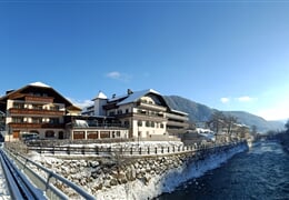 River Hotel Post *** - Chienes