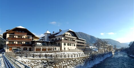 River Hotel Post *** - Chienes