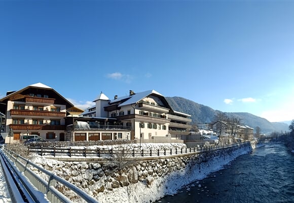 River Hotel Post *** - Chienes