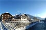 River Hotel Post