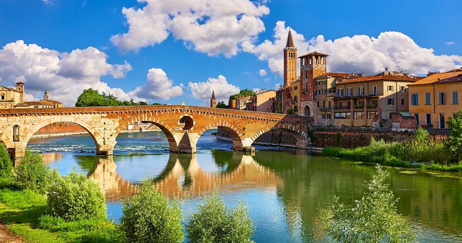 Foto - To nejlepší z Verony + LAGO DI GARDA + OCHUTNÁVKA ITALSKÝCH VÍN A PROSECCA