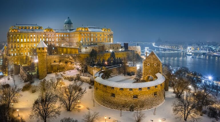 Foto - Adventní Budapešť + BAROKNÍ GYŐR