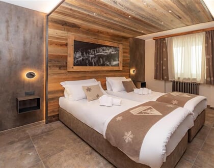 Avalanche Hotel, Sauze D (3)