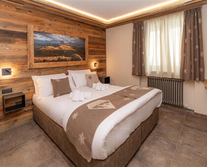 Avalanche Hotel, Sauze D (4)