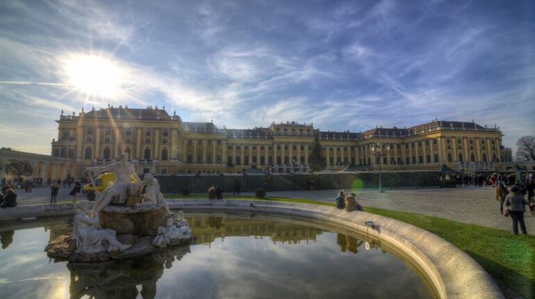 Foto - Adventní Vídeň + SCHÖNBRUNN + HUNDERTWASSERHAUS