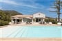 Pohled od bazénu pokojů SUITE EXECUTIVE, Santa Margherita di Pula, Sardinie