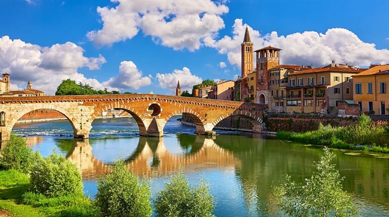 Foto - To nejlepší z Verony + LAGO DI GARDA + OCHUTNÁVKA ITALSKÝCH VÍN A PROSECCA