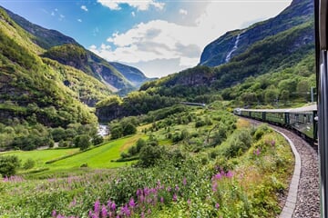To nejlepší z Norska + PLAVBA FJORDY + PANORAMATICKÁ JÍZDA ŽELEZNICÍ FLAMSBANA