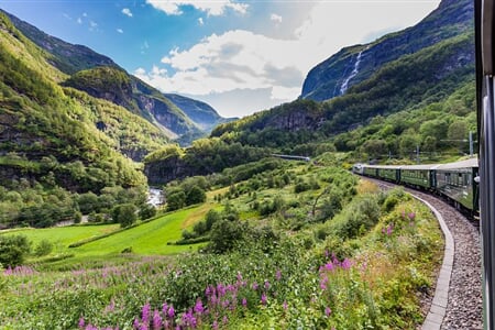 To nejlepší z Norska + PLAVBA FJORDY + PANORAMATICKÁ JÍZDA ŽELEZNICÍ FLAMSBANA
