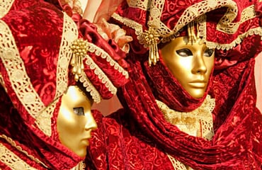 Itálie Benátky karneval 2023 s výlety lodí na ostrovy Murano, Burano Last Minute