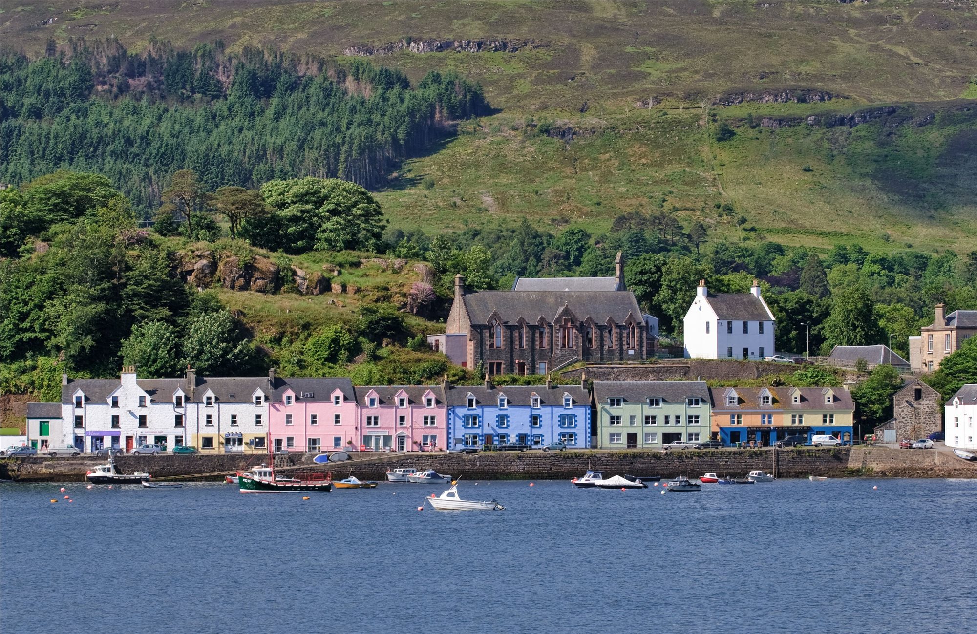 Skotsko - Vnější Hebridy - ostrov Isle Of Skye - Portree